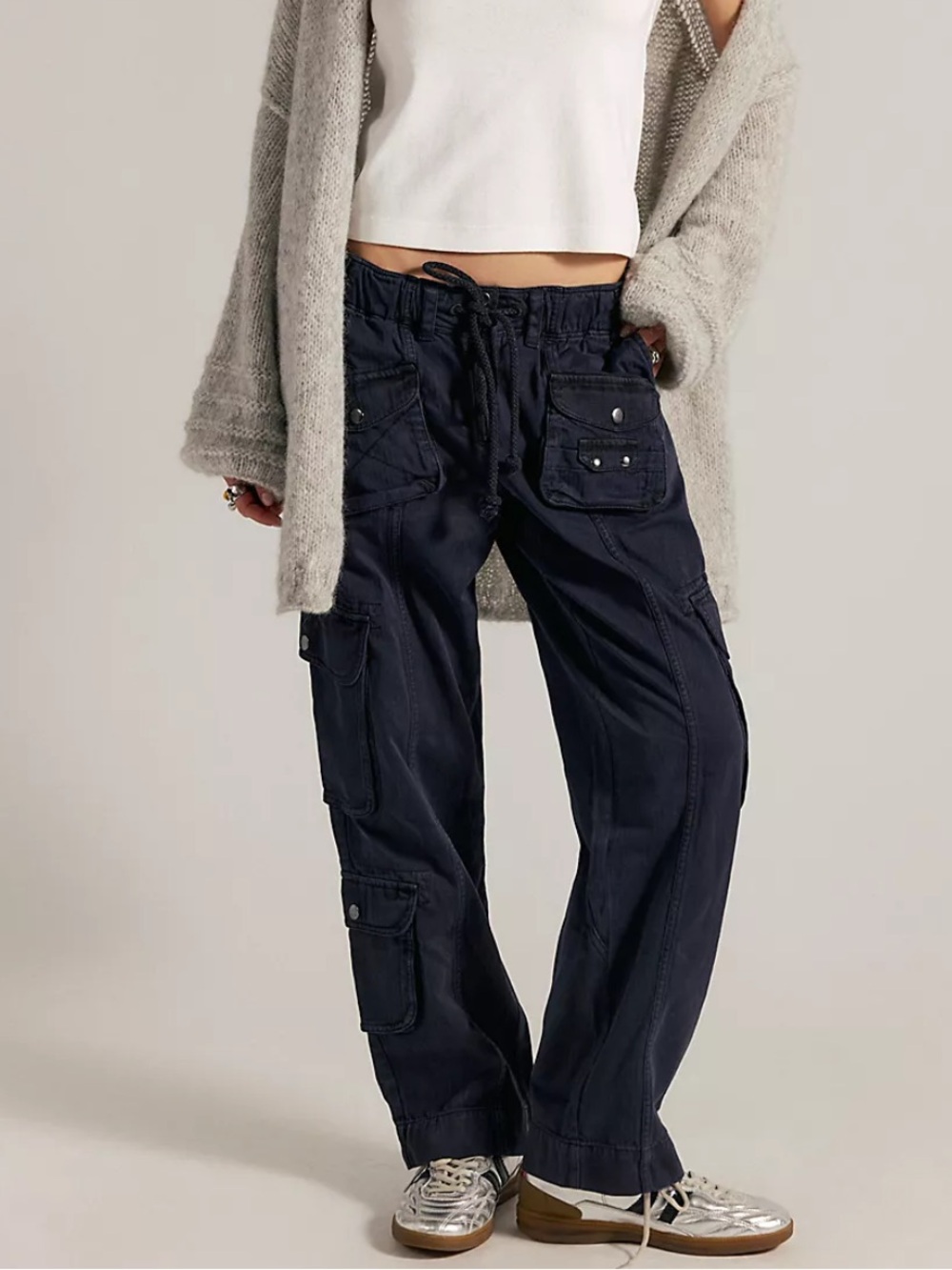 NWT Free People We The Free Tahiti Pull-On Cargo Pants Size XS Black
